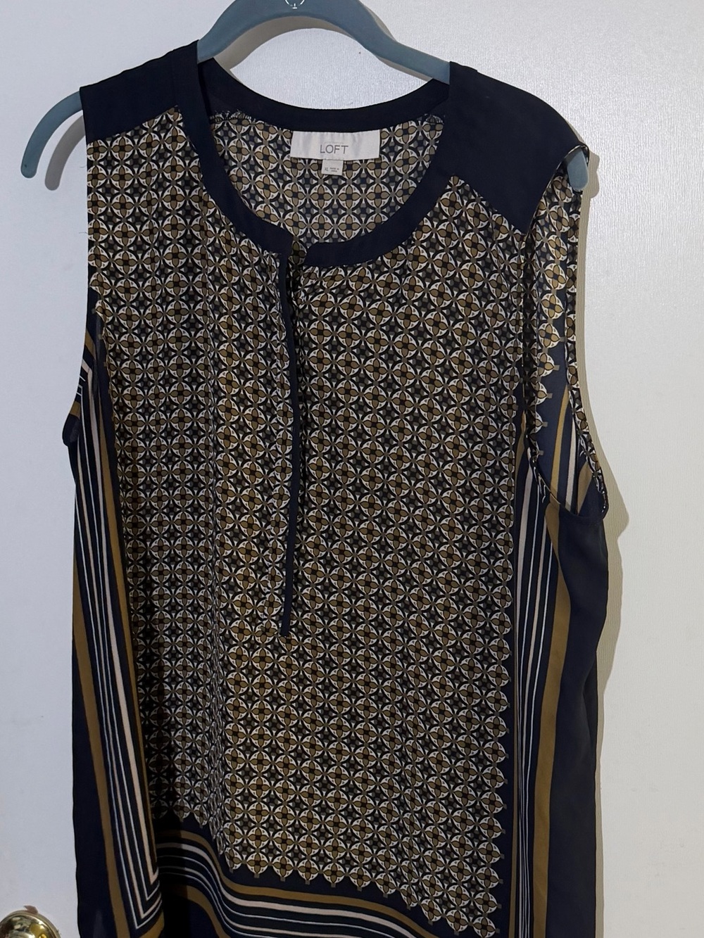LOFT Navy and Gold Printed Sleeveless Blouse